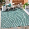 5' x 7'Diamond Outdoor Rug